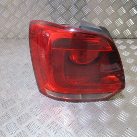 2012 GENUINE VW POLO 6R REAR LEFT PASSENGER SIDE TAILLIGHT LAMP 6R0945111C