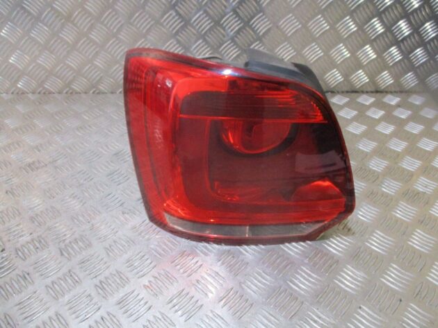2012 GENUINE VW POLO 6R REAR LEFT PASSENGER SIDE TAILLIGHT LAMP 6R0945111C