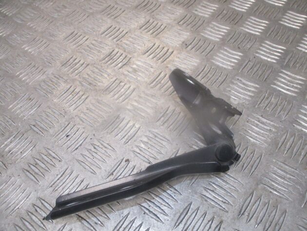 2012 GENUINE AUDI A3 8P LEFT PASSENGER SIDE BONNET HINGE 8P0823301B - Image 3