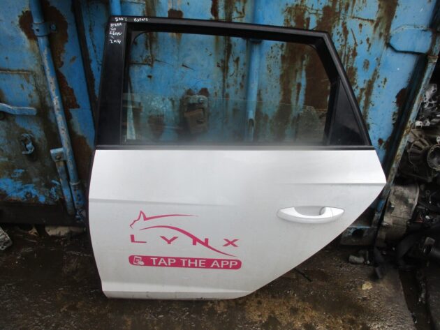 2014 GENUINE SEAT LEON 5F ESTATE REAR LEFT PASSENGER SIDE BARE SHELL DOOR - Image 2
