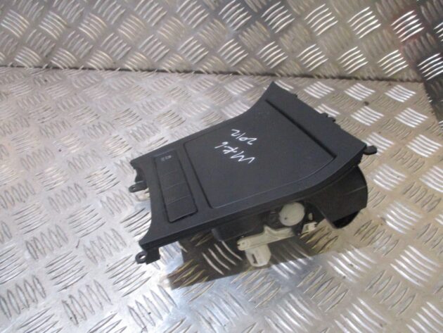 2012 GENUINE VW GOLF MK6 CENTRE CIGARETTE LIGHTER  ASHTRAY CONSOLE 5K0857961 - Image 3