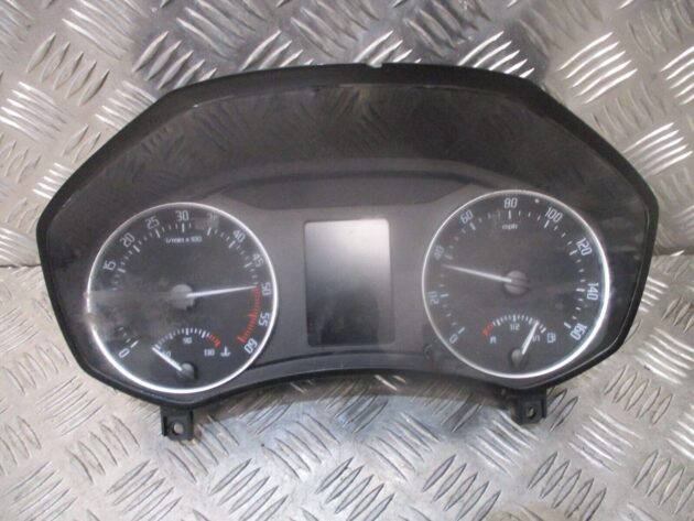 2012 GENUINE SKODA OCTAVIA SPEEDOMETER INSTRUMENT CLUSTER CLOCK 1Z0920903S