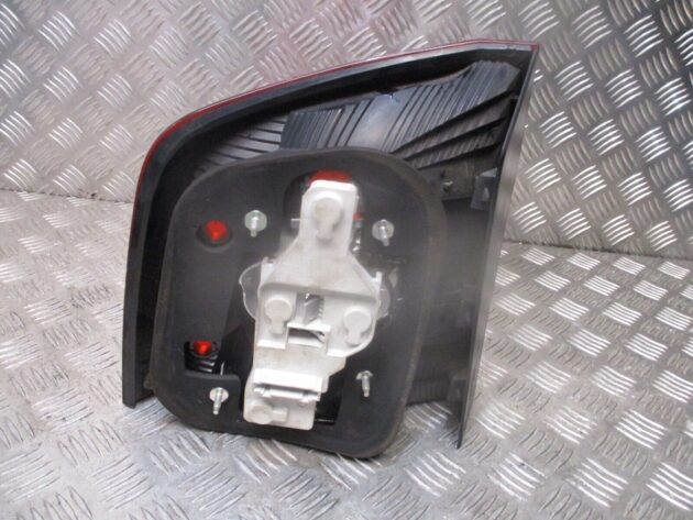 2012 SKODA OCTAVIA ESTATE REAR RIGHT DRIVER SIDE TAILLIGHT LAMP 1Z9945096A - Image 3