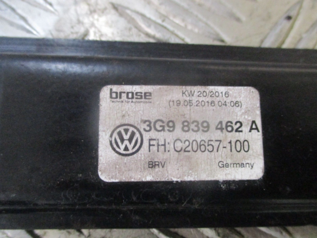 2016 VW PASSAT B8 ESTATE REAR RIGHT DRIVER SIDE WINDOW REGULATER 3G9839462A OEM - Image 2