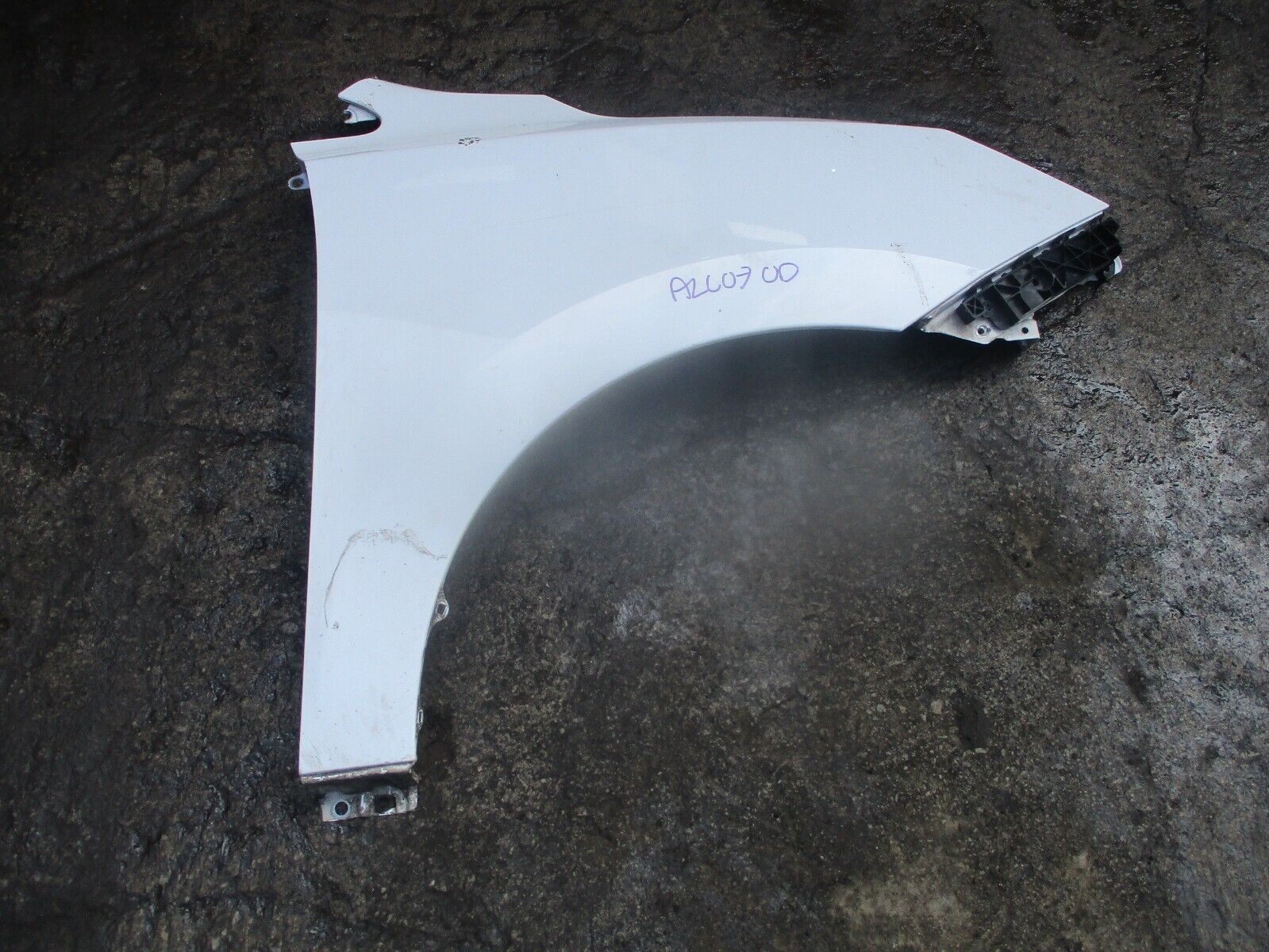 2015 GENUINE HYUNDAI IX35 RIGHT DRIVER SIDE WING FENDER