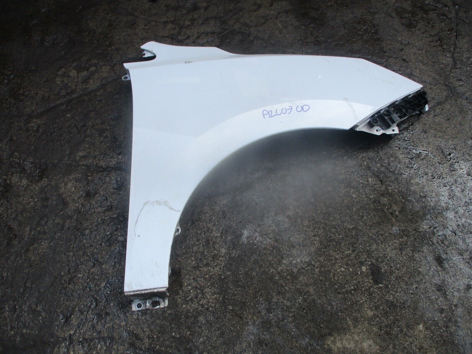 2015 GENUINE HYUNDAI IX35 RIGHT DRIVER SIDE WING FENDER - Image 3