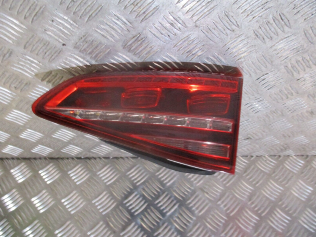 2016 VW GOLF MK7 GTD REAR RIGHT DRIVER SIDE INNER TAILLIGHT LAMP 5G0945308G OEM - Image 2