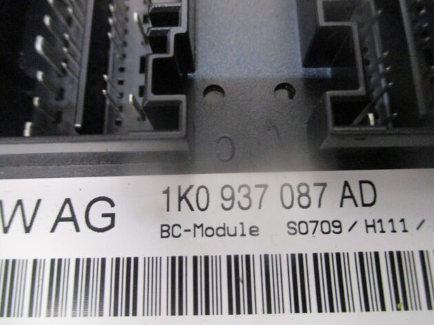 2012 GENUINE SKODA OCTAVIA BCM BODY CONTROL MODULE 1K0937087D - Image 2