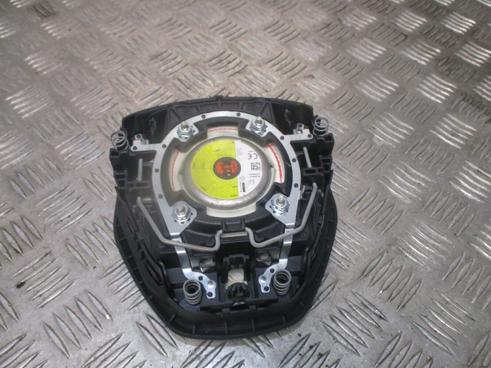 2013 GENUINE TOYOTA AURIS DRIVERS STEERING WHEEL AIRBG 45130-02450-C1 - Image 3