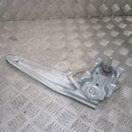 2013 TOYOTA AURIS HYBRID REAR RIGHT DRIVER SIDE WINDOW REGULATER