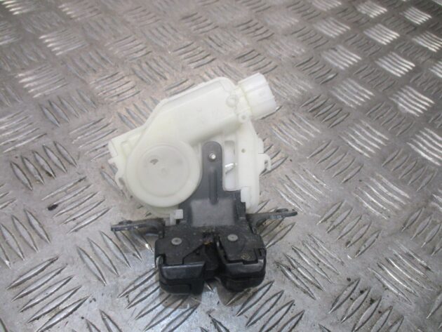2013 GENUINE TOYOTA AURIS ESTATE REAR TAILGATE BOOT LOCK MECHANISM - Image 2