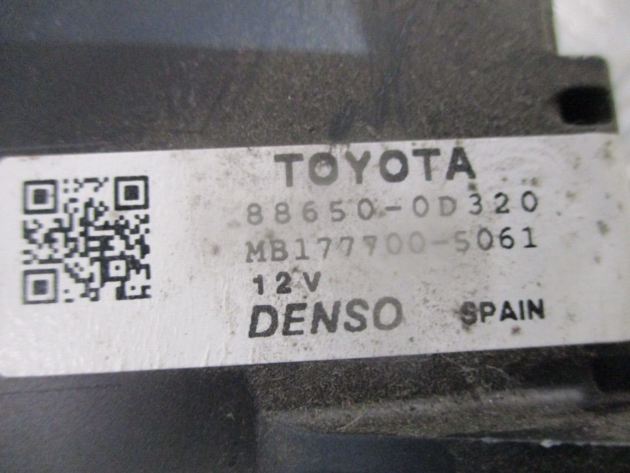 2013 TOYOTA YARIS AIR CONDITIONER ECU CONTROL UNIT MODULE 88650-0D320 OEM - Image 2