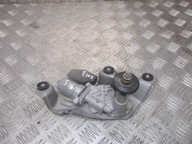 2013 GENUINE TOYOTA AURIS ESTATE REAR WINDSCREEN WIPER MOTOR 85130-02050 - Image 2