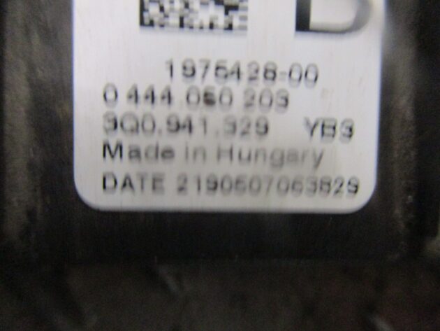 2019 GENUINE AUDI Q2 REDUCTION AGENT METERING CONTROL MODULE 3Q0941329 - Image 2