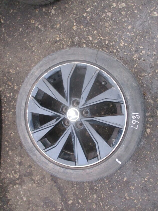 2014 GENUINE SKODA OCTAVIA 16'' INCH ALLOY WHEEL TYRE 215/45 R16 - Image 2