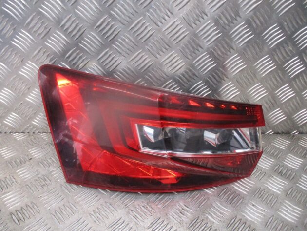 2018 SKODA SUPERB ESTATE REAR LEFT PASSENGER SIDE TAILLIGHT LAMP 3V9945207 OEM - Image 2
