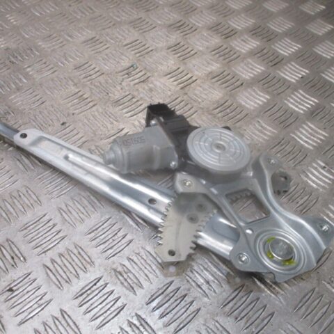 2016 NISSAN JUKE REAR RIGHT DRIVER SIDE WINDOW REGULATER MOTOR 827310V01B