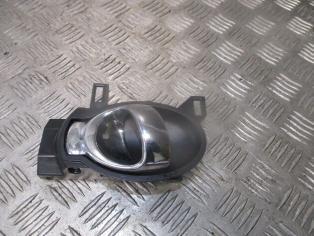2016 GENUINE NISSAN JUKE REAR RIGHT DRIVER SIDE INTERIOR DOOR HANDLE 80670BA61A - Image 3
