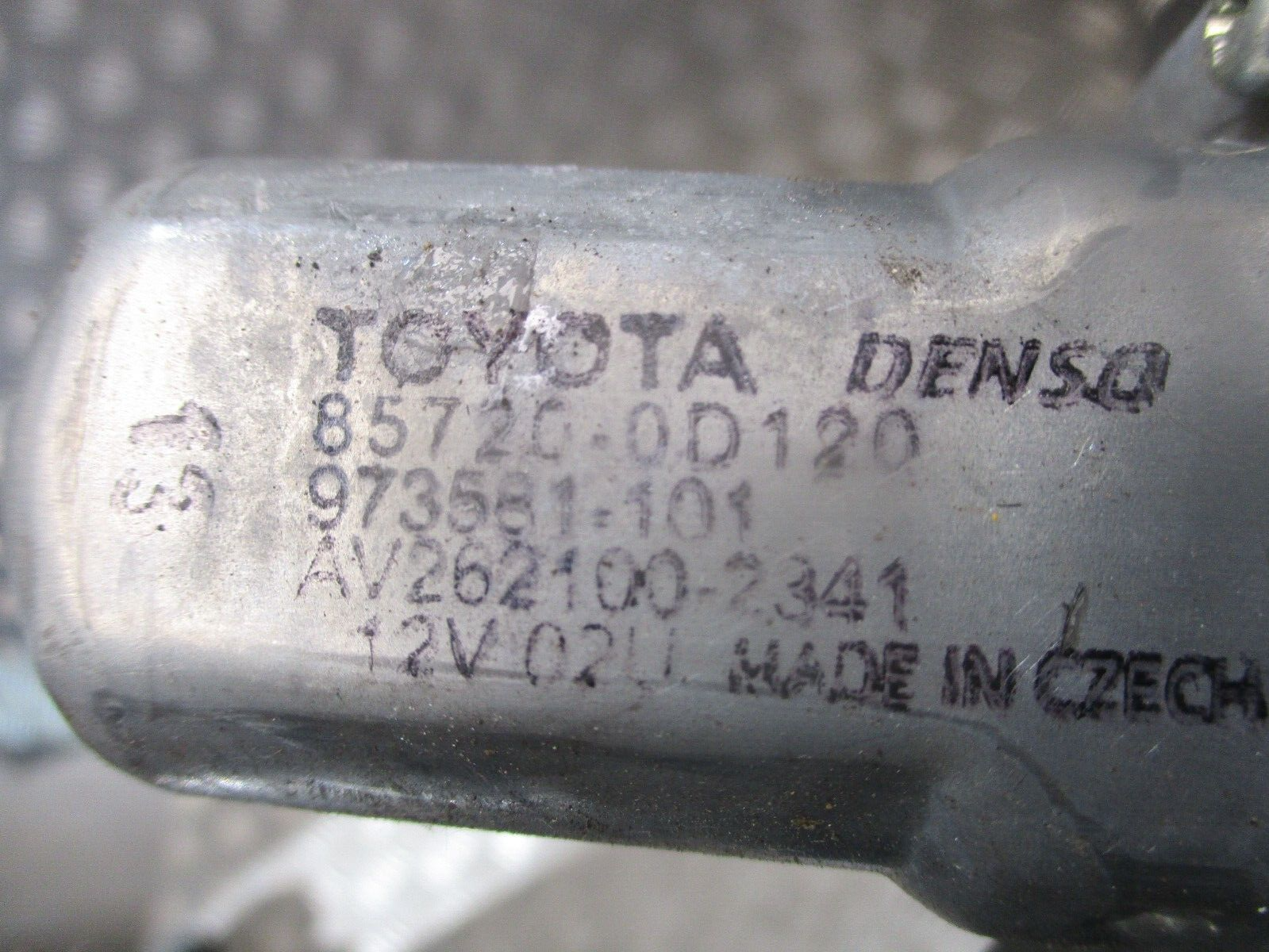 2016 TOYOTA YARIS FRONT LEFT PASSENGER SIDE WINDOW REGULATER MOTOR 85720-0D120 - Image 2