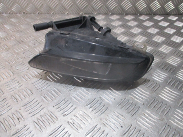 2014 GENUINE AUDI A3 8V FRONT RIGHT DRIVER SIDE FOG LIGHT LAMP 8V0941700C
