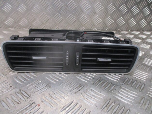 2014 GENUINE VW PASSAT B7 CENTRE DASHBOARD AIRVENTS 3AC819728A - Image 2