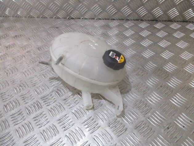 2019 GENUIN HYUNDAI IONIQ 1.6 HYBRID COOLANT EXPANSION OVERFLOW TANK 25430-G2000 - Image 2