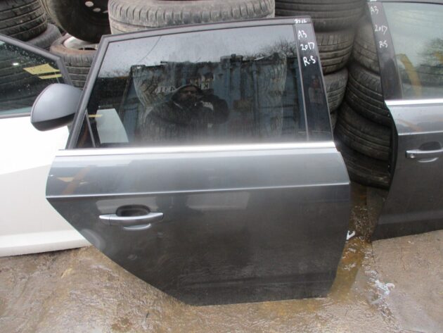 2017 GENUINE AUDI A3 8V HATCHBACK REAR RIGHT DRIVER SIDE BARE SHELL DOOR - Image 2
