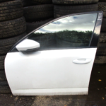 2017 GENUINE SKODA OCTAVIA HATCHBACK FRONT LEFT PASSENGER SIDE BARE DOOR