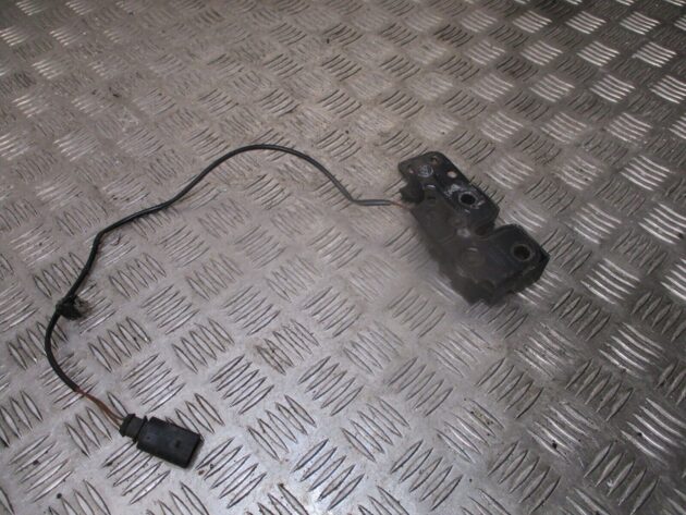 2012 GENUINE AUDI TT FRONT BONNET LOCK LATCH MECHANISM 8J0823509A