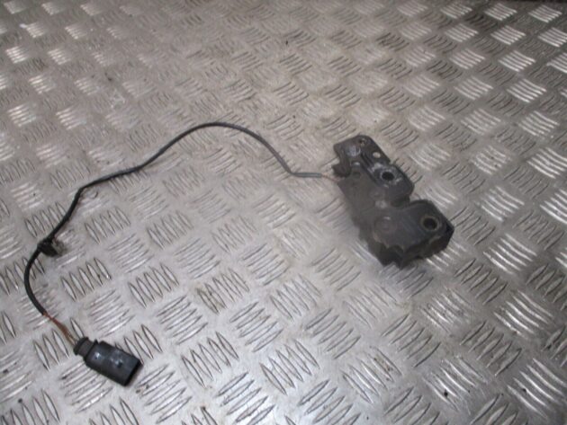 2012 GENUINE AUDI TT FRONT BONNET LOCK LATCH MECHANISM 8J0823509A - Image 3