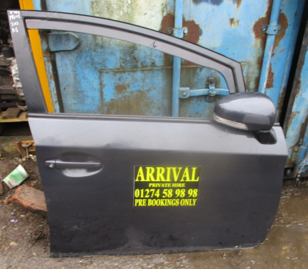 2012 GENUINE TOYOTA PRIUS FRONT RIGHT DRIVER SIDE BARE SHELL