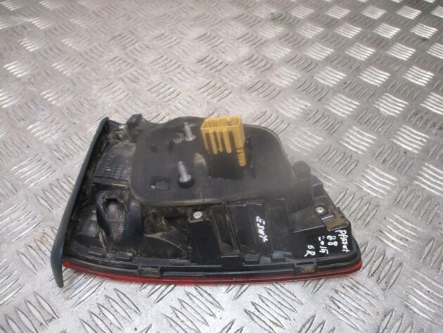 2016 GENUINE VW PASSAT B8 ESTATE INNER REAR RIGHT DRIVER SIDE TAILLIGHT LAMP OSR - Image 2