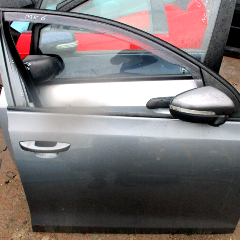 2011 GENUINE VW GOLF MK6 FRONT RIGHT DRIVER SIDE BARE SHELL DOOR OSF