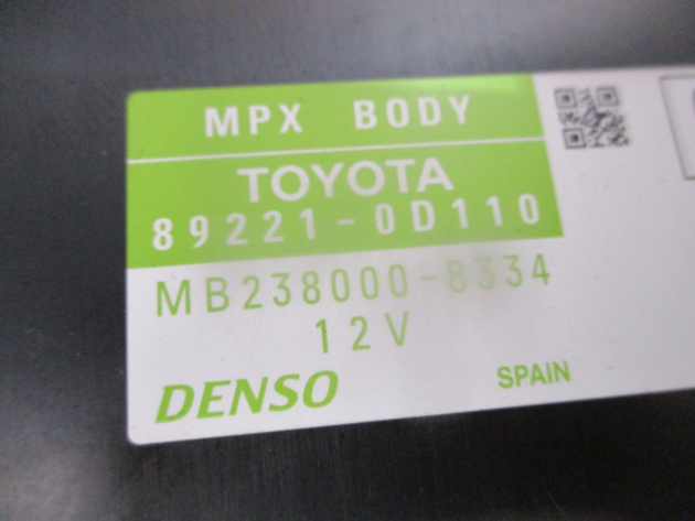 2013 GENUINE TOYOTA YARIS BODY CONTROL UNIT ECU 89221-0D110 - Image 2