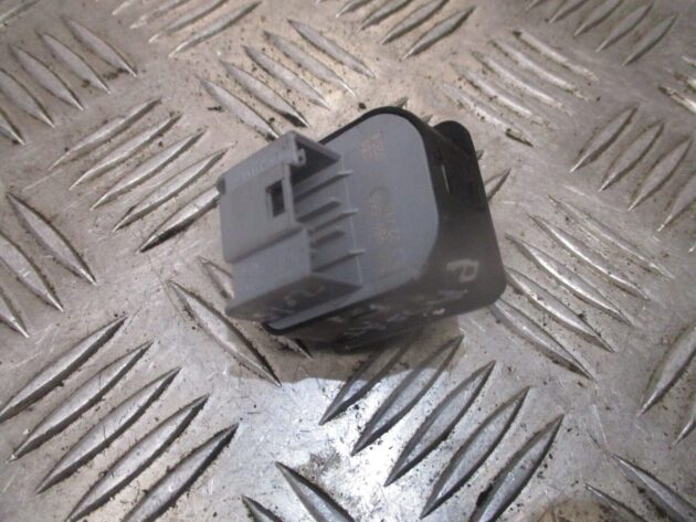 2016 GENUINE VW PASSAT B8 WING MIRROR ADJUST CONTROL SWITCH 3G0959565 - Image 2