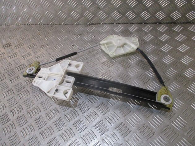 2015 GENUINE SEAT LEON REAR LEFT PASSENGER SIDE WINDOW REGULATOR 5F4839461B - Image 2