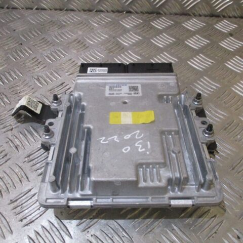 2013 GENUINE HYUNDAI I30 ENGINE ECU CONTROL UNIT 39199-2U100