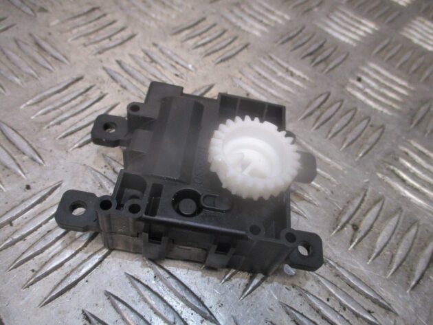 2017 GENUINE TOYOTA PRIUS HEATER BLOWER FLAP MOTOR ACTUATOR 063800-2031 - Image 2