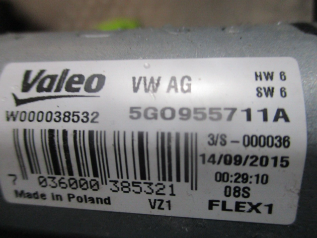 2016 GENUINE VW GOLF R MK7 REAR WINDSCREEN WIPER MOTOR 5G0955711A - Image 2