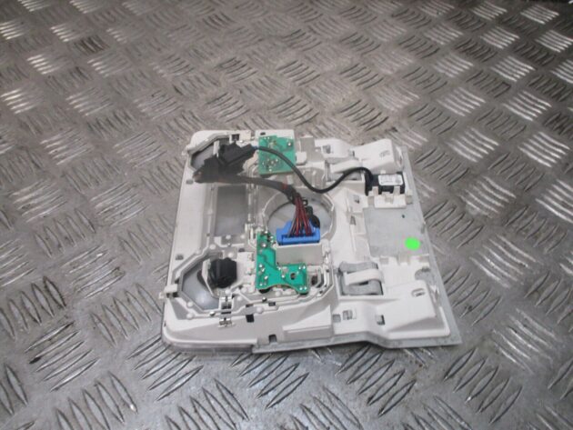 2014 GENUINE VW PASSAT B7 FRONT INTERIOR ROOF REDAING LIGHT LAMP 1K0947105 - Image 3