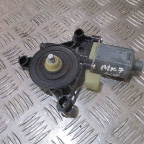 2015 GENUINE VW GOLF MK7 FRONT LEFT PASSENGER SIDE WINDOW MOTOR 5Q0959801C