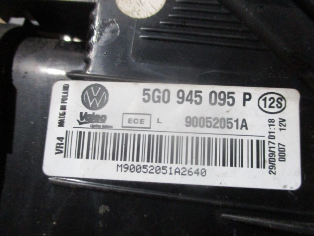 2016 GENUINE VW GOLF R MK7 REAR LEFT PASSENGER SIDE TAILLIGHT LAMP 5G0945095P - Image 3