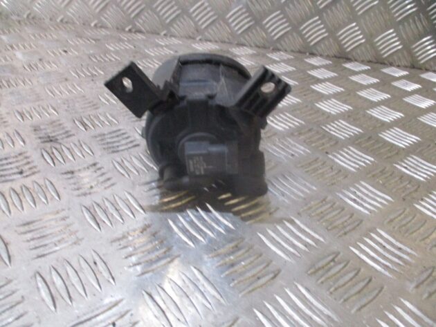 2012 GENUINE AUDI A3 8P RIGHT DRIVER SIDE FOG LIGHT LAMP 8E0941700C - Image 3