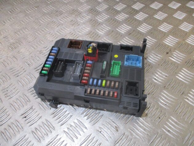 2012 GENUINE PEAUGEOT 208 1.0 PETROL BSI FUSE BOX CONTROL MODULE UNIT 9678355980 - Image 3