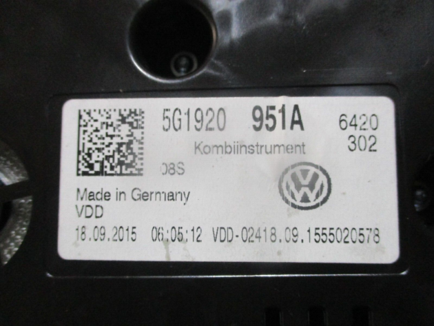 2016 GENUINE VW GOLF R MK7 SPEEDOMETER INSTRUMENT CLUSTER CLOCK 5G1920951A - Image 2