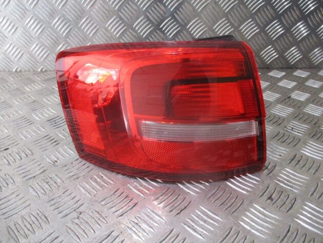 2015 GENUINE VW JETTA REAR LEFT PASSENGER SIDE TAILLIGHT LAMP