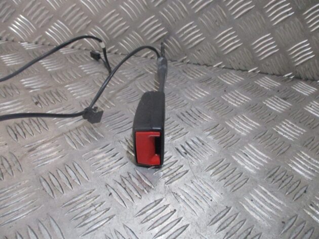 2015 GENUINE VW JETTA FRONT DRIVER SIDE SEAT BELT BUCKLE STALK 5C6857755 - Image 2