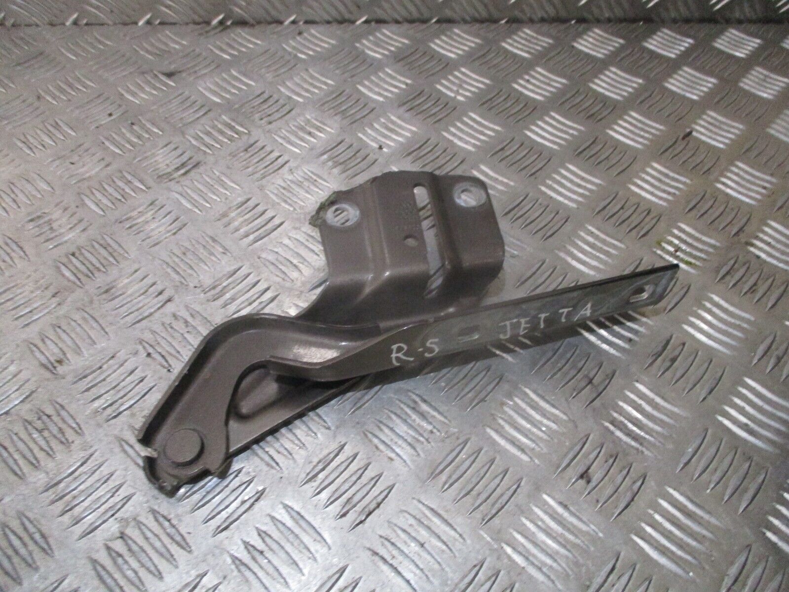 2015 GENUINE VW JETTA FRONT RIGHT DRIVER SIDE BONNET HINGE - Image 2