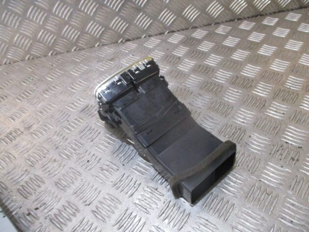 2016 GENUINE AUDI A3 8V CENTRE CONSOLE REAR AIR VENTS 8V0819203 - Image 3