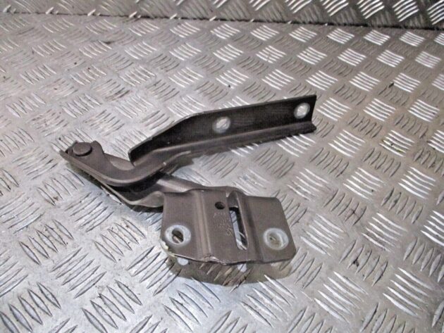 2015 GENUINE VW JETTA FRONT LEFT PASSENGER SIDE BONNET HINGE